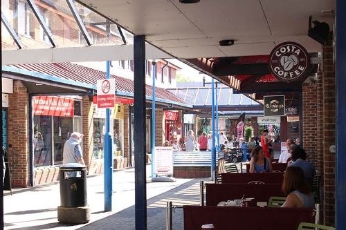 Thatcham Kingsland Centre Thatcham Kingsland Centre